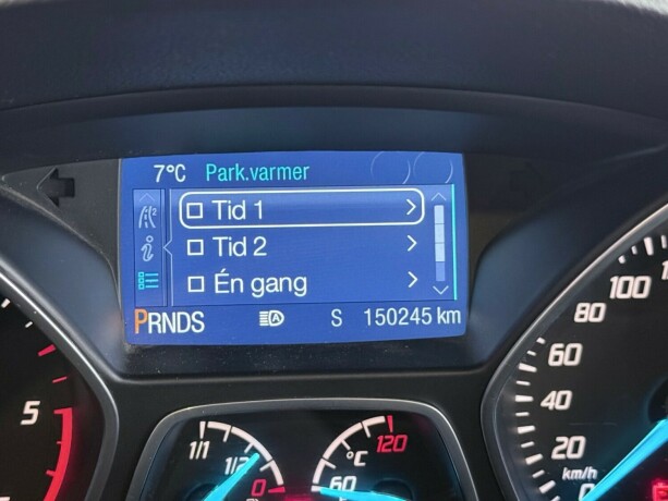 ford-kuga-diesel-2014-big-23