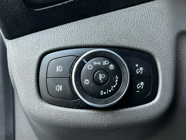 ford-transit-connect-diesel-2020-big-23