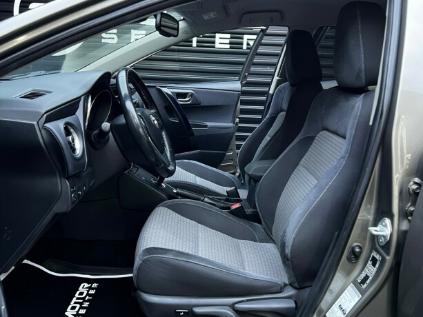 toyota-auris-elektrisitetbensin-2017-big-29