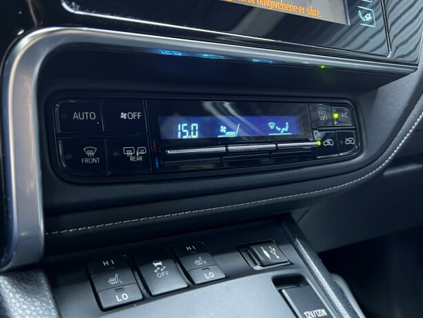 toyota-auris-elektrisitetbensin-2017-big-23