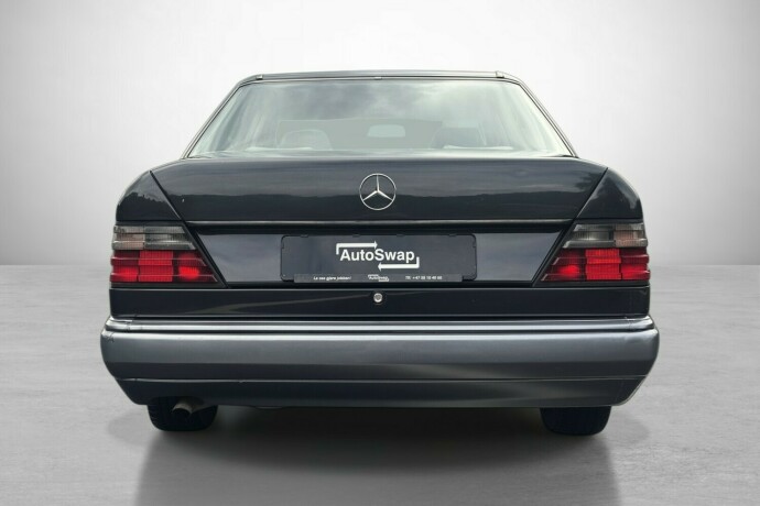 mercedes-benz-200-e-bensin-1991-big-10