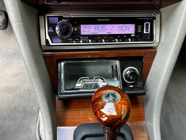 mercedes-benz-200-e-bensin-1991-big-23