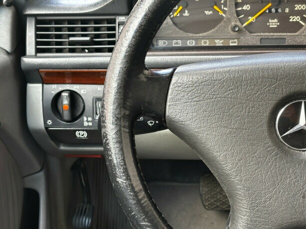 mercedes-benz-200-e-bensin-1991-big-28