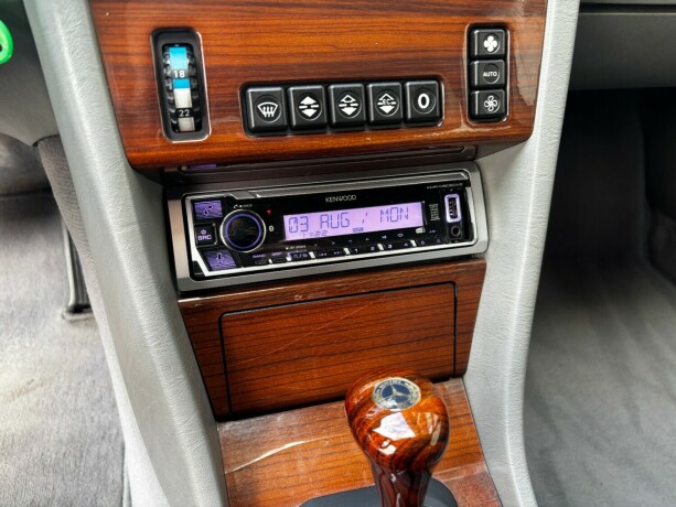 mercedes-benz-200-e-bensin-1991-big-22
