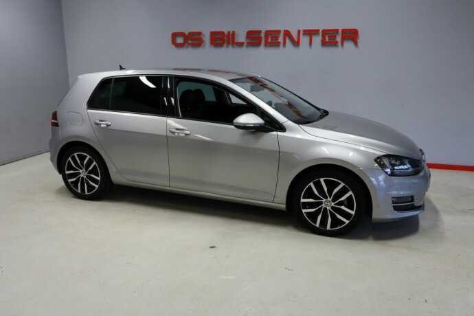 volkswagen-golf-bensin-2016-big-2