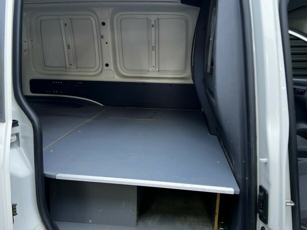 volkswagen-caddy-diesel-2014-big-18
