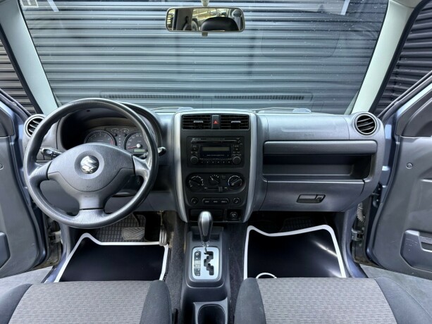 suzuki-jimny-bensin-2006-big-8