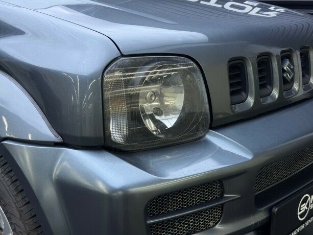 suzuki-jimny-bensin-2006-big-3