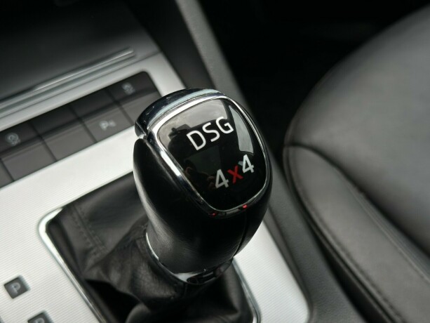 skoda-octavia-bensin-2015-big-20