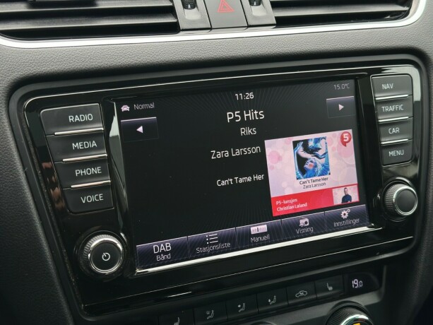 skoda-octavia-bensin-2015-big-23