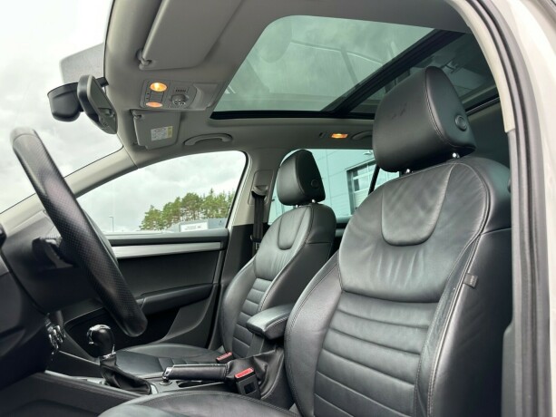 skoda-octavia-bensin-2015-big-10