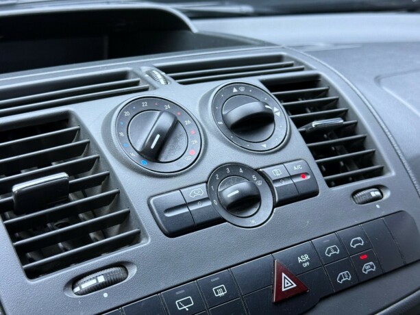 mercedes-benz-vito-diesel-2013-big-15