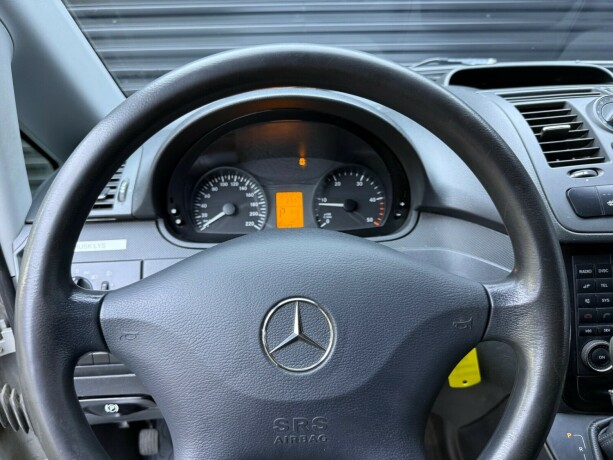 mercedes-benz-vito-diesel-2013-big-12