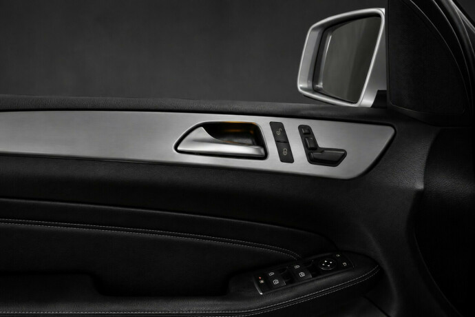 mercedes-benz-ml250-diesel-2012-big-20