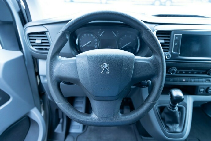 peugeot-expert-diesel-2018-big-10