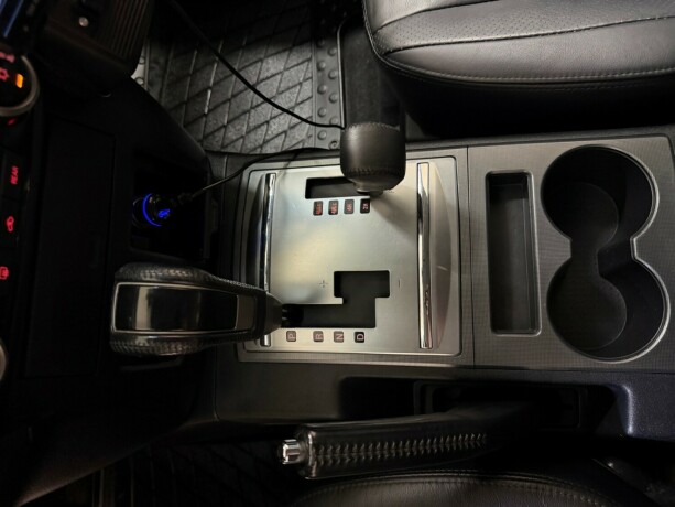 mitsubishi-pajero-diesel-2009-big-22