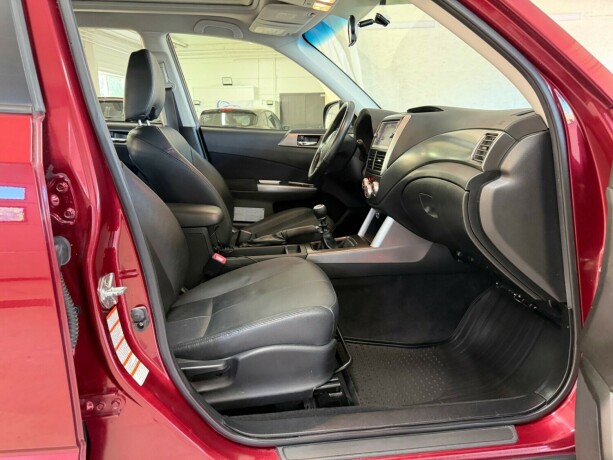 subaru-forester-diesel-2011-big-17