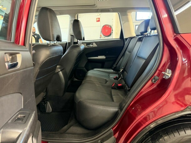 subaru-forester-diesel-2011-big-12