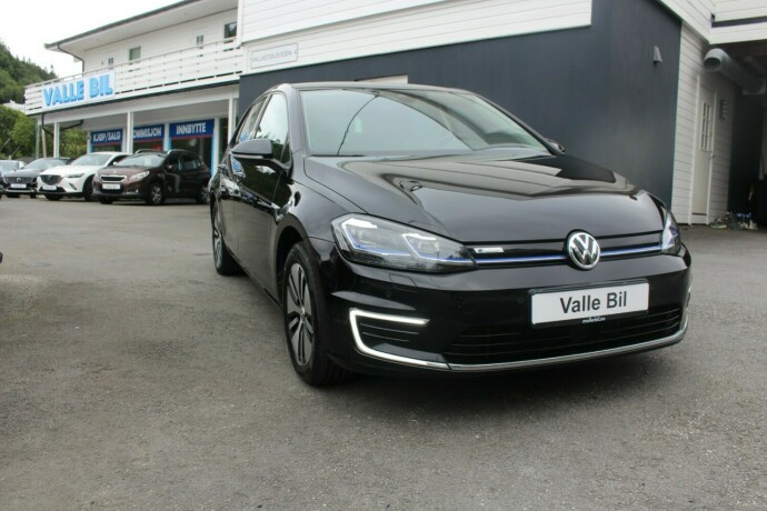 volkswagen-golf-elektrisitet-2019-big-0