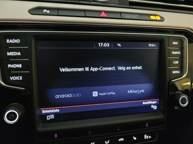 volkswagen-passat-elektrisitetbensin-2016-big-31
