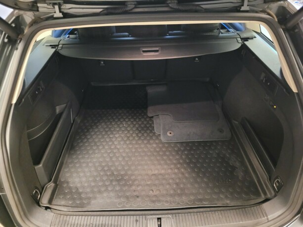 volkswagen-passat-elektrisitetbensin-2016-big-19
