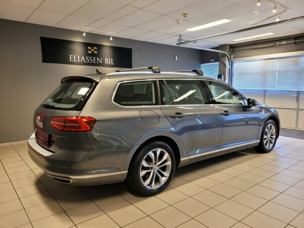 volkswagen-passat-elektrisitetbensin-2016-big-4