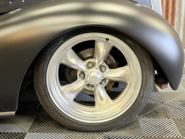 chevrolet-touring-bensin-1937-big-6