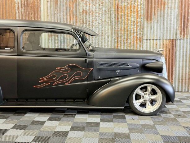 chevrolet-touring-bensin-1937-big-3