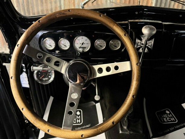 chevrolet-touring-bensin-1937-big-21