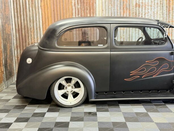chevrolet-touring-bensin-1937-big-4