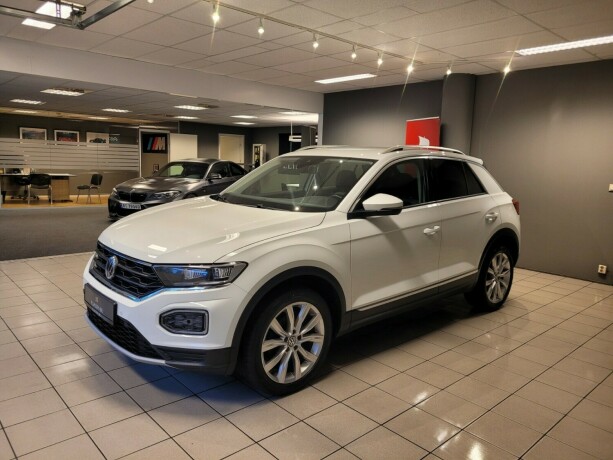 volkswagen-t-roc-bensin-2019-big-7