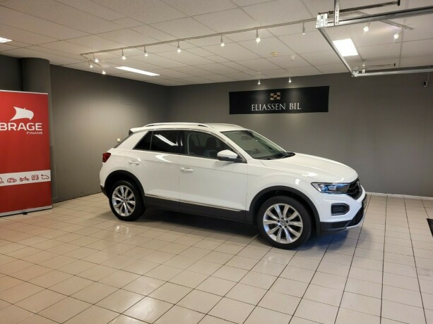 volkswagen-t-roc-bensin-2019-big-2