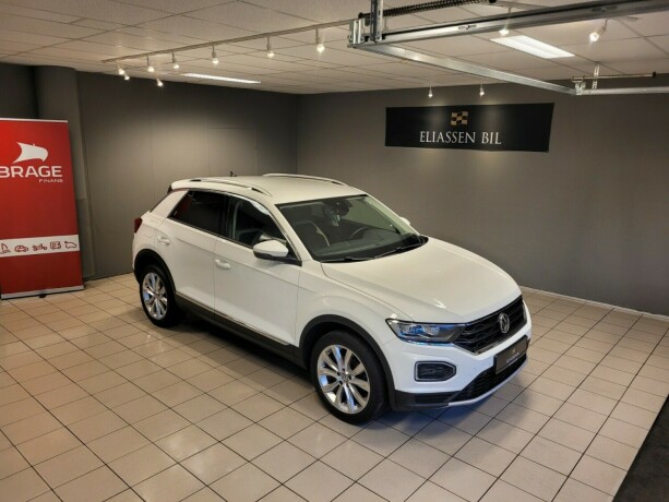 volkswagen-t-roc-bensin-2019-big-1