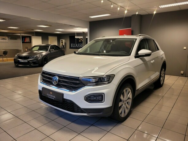 volkswagen-t-roc-bensin-2019-big-8
