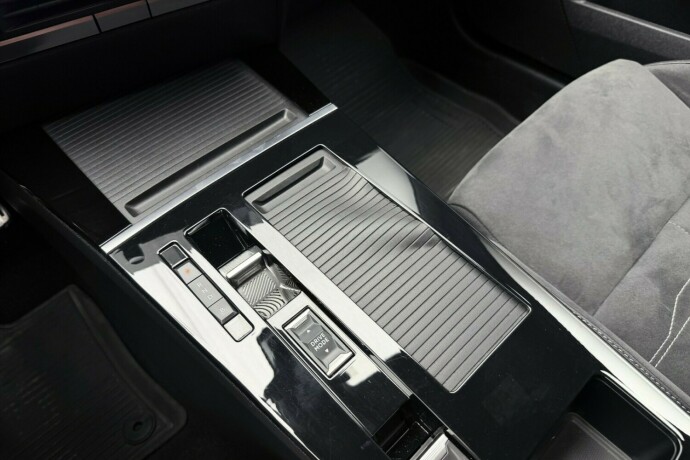 opel-astra-elektrisitet-2024-big-26