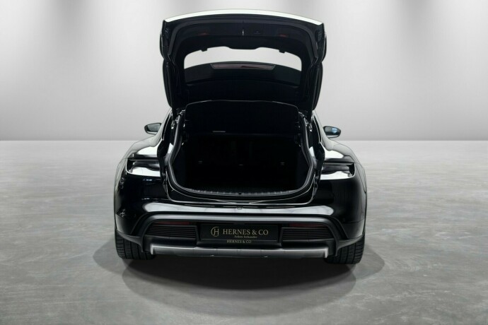 porsche-taycan-4-elektrisitet-2022-big-10