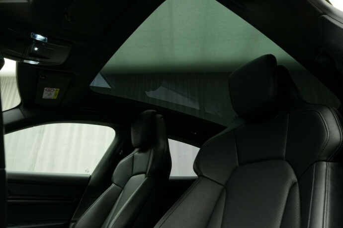 porsche-taycan-4-elektrisitet-2023-big-52