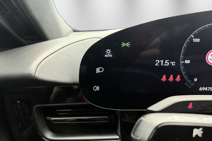 porsche-taycan-4-elektrisitet-2022-big-24