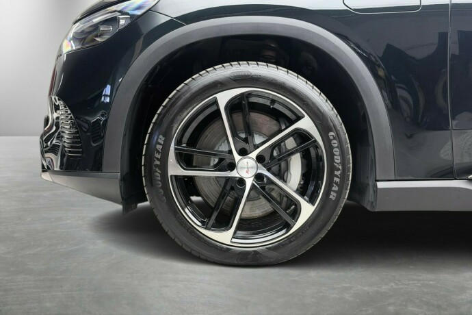 mercedes-benz-eqe350-elektrisitet-2025-big-12