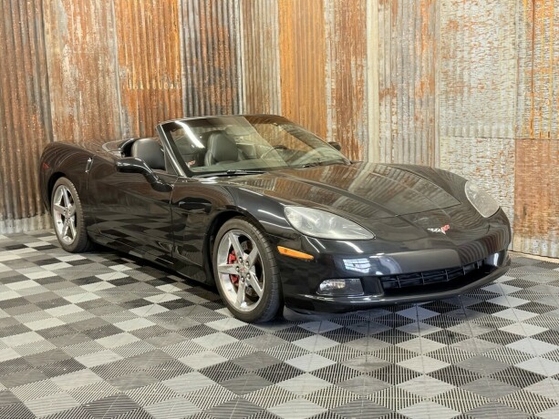 chevrolet-corvette-bensin-2006-big-0