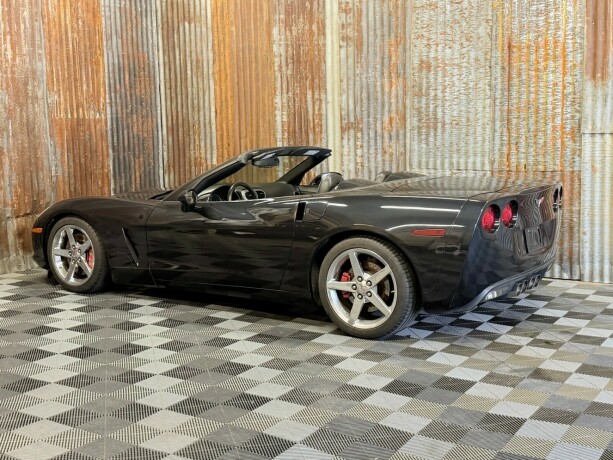 chevrolet-corvette-bensin-2006-big-10
