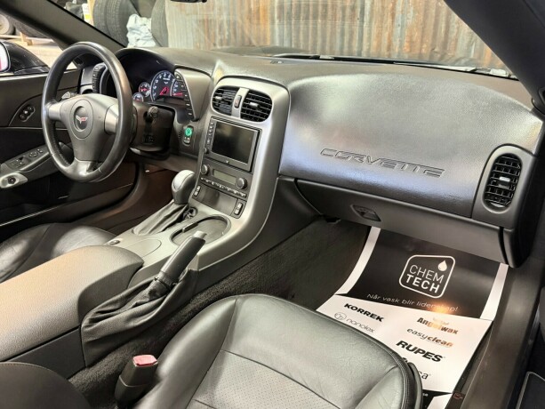 chevrolet-corvette-bensin-2006-big-30