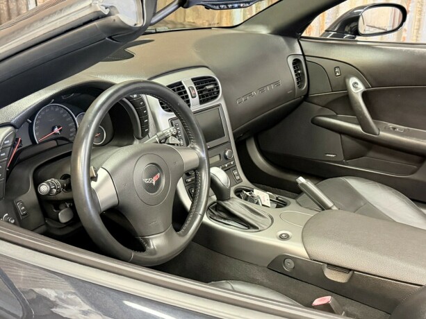 chevrolet-corvette-bensin-2006-big-17