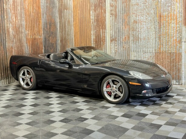 chevrolet-corvette-bensin-2006-big-1