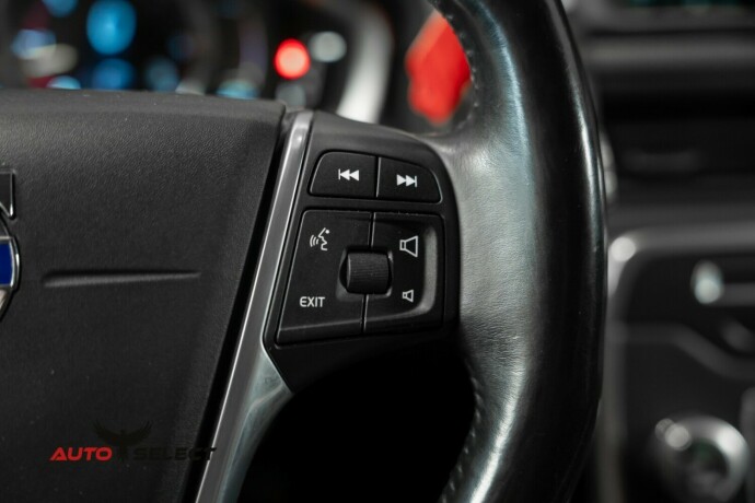 volvo-xc-70-diesel-2016-big-30