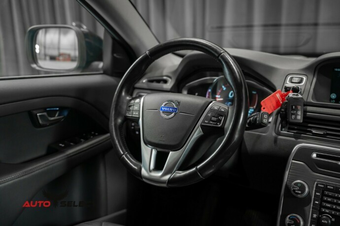 volvo-xc-70-diesel-2016-big-25