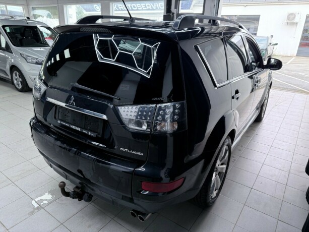 mitsubishi-outlander-diesel-2011-big-7