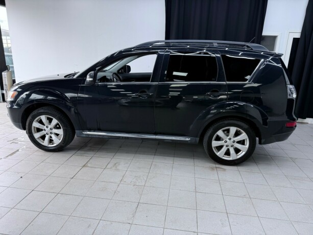 mitsubishi-outlander-diesel-2011-big-3