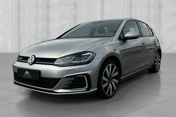 volkswagen-golf-elektrisitetbensin-2017-big-2