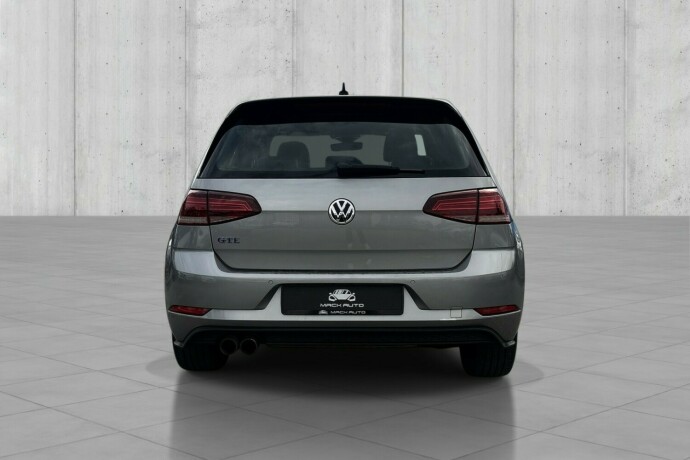 volkswagen-golf-elektrisitetbensin-2017-big-6